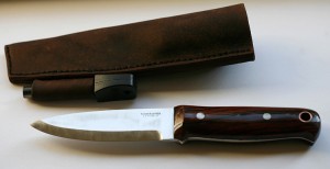 Bushcraft knife with sheath