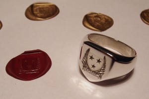Engraved signet ring